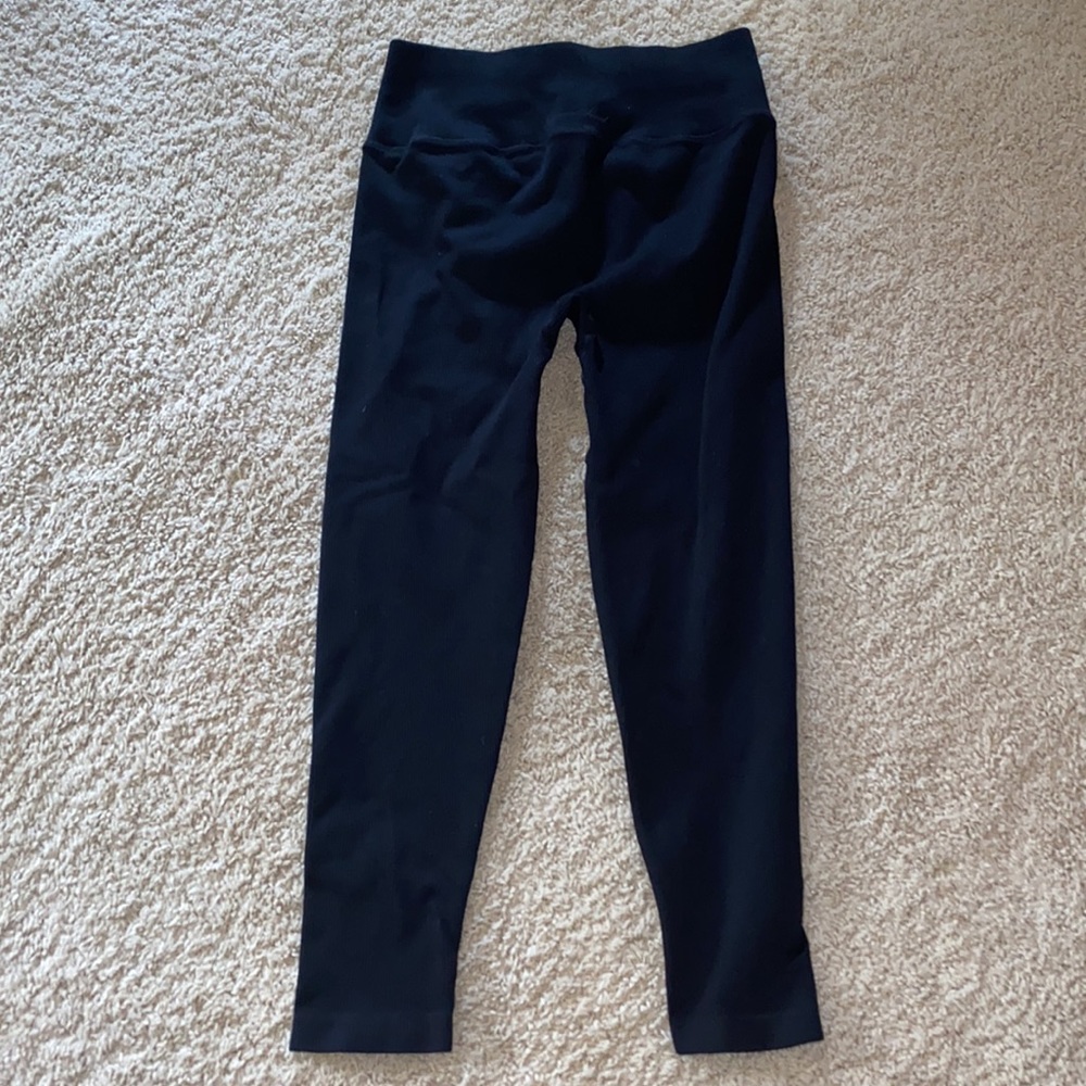 Victoria’s Secret Ribbed Leggings - Picture 3 of 5
